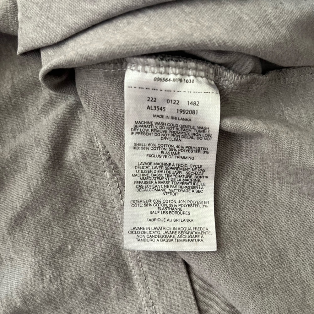 Columbia | Women’s Gray Short Sleeve Tee with Graphic Design - Picture 6 of 8
